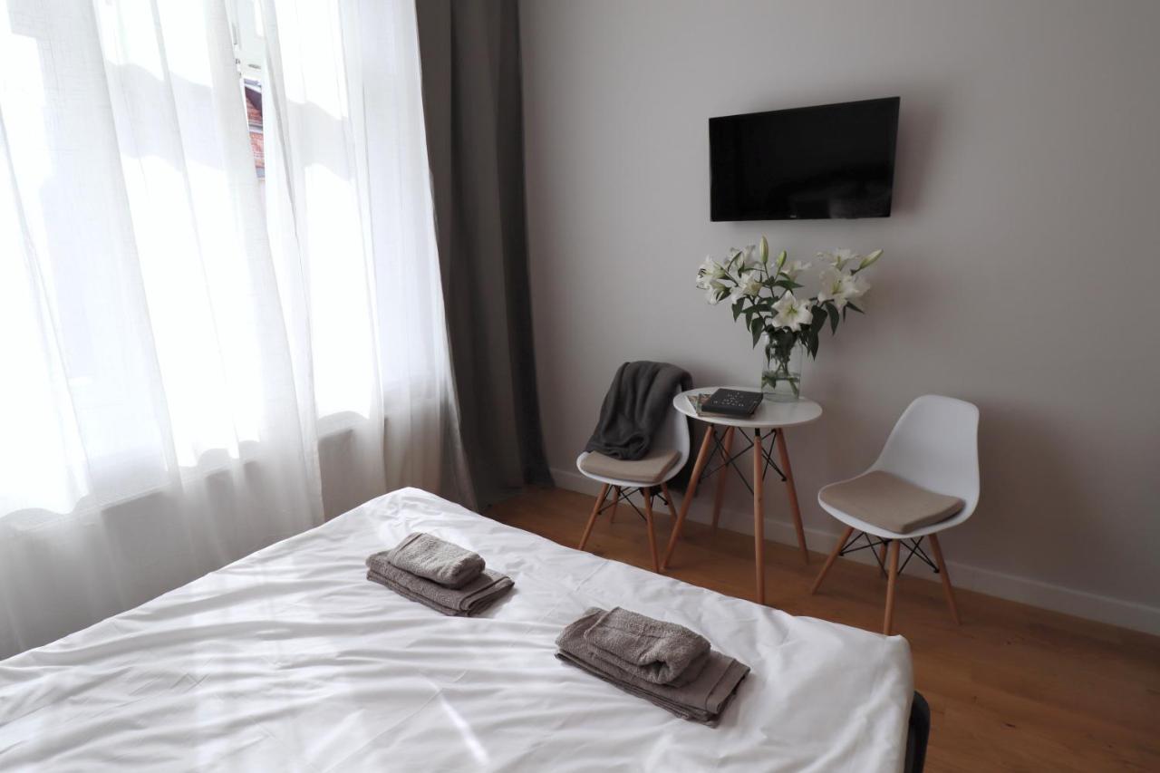 Apartamenty Na Teatralnej 14 - คาโตวีตเซ ภายนอก รูปภาพ